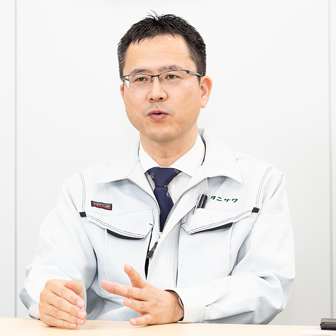 まずは『Knowledge Suite』のようなビジネスアプリケーションを探し始めた経緯についてお聞かせください。