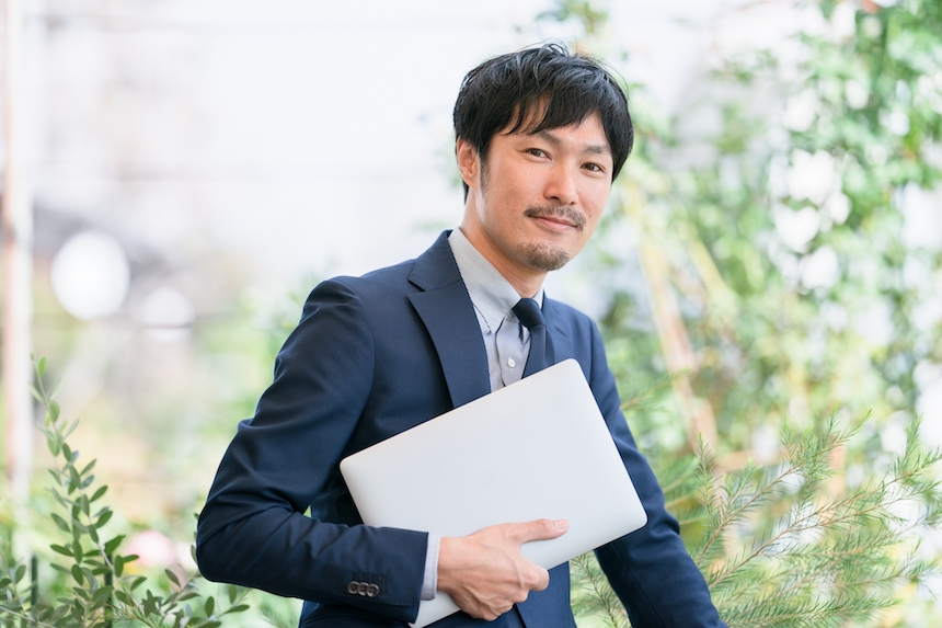 テレワークとリモートワークの違いは定義｜会話での使い分け方や導入方法も紹介